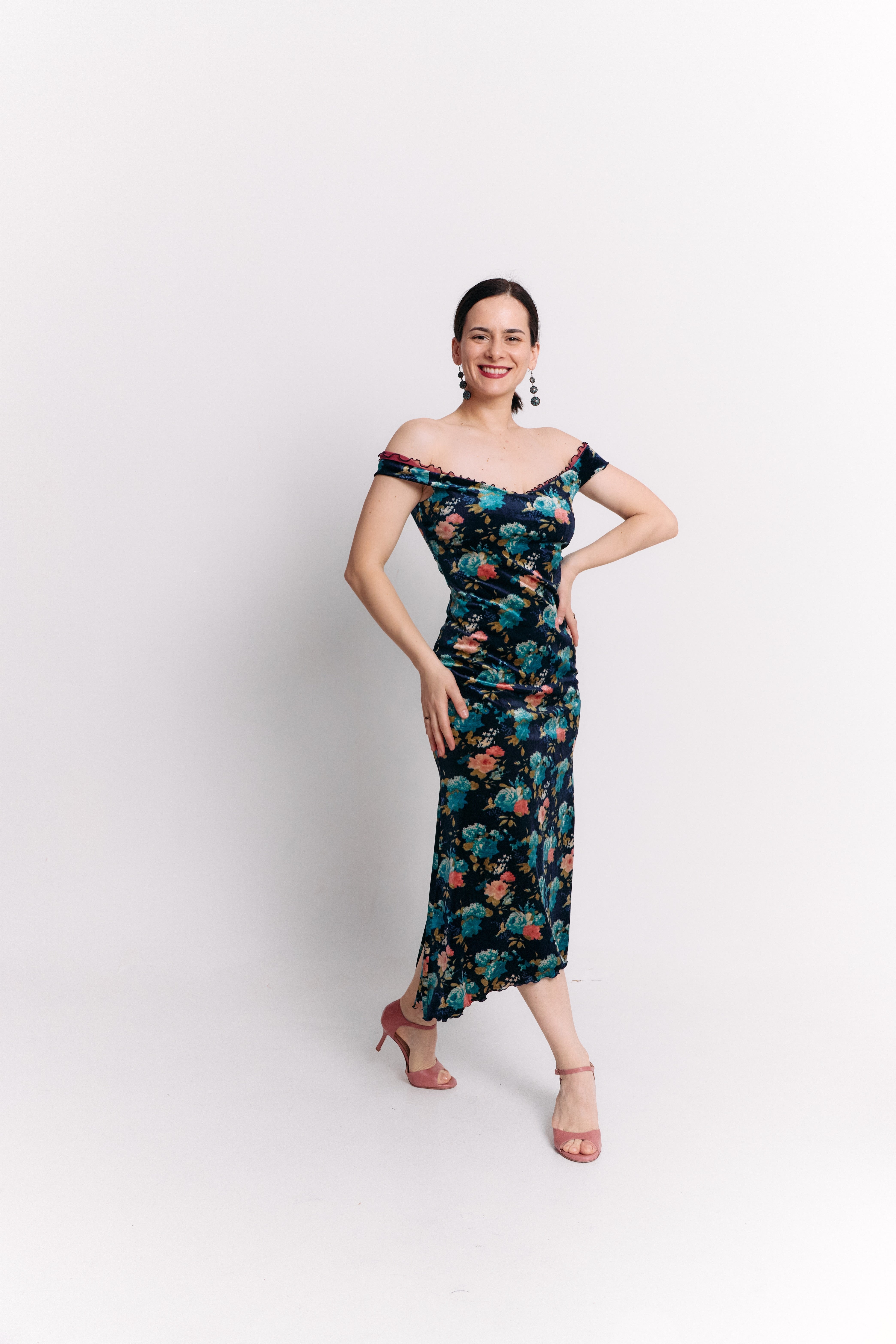 Mermaid Off-Shoulder Maxi Velvet Dress in Teal Floral